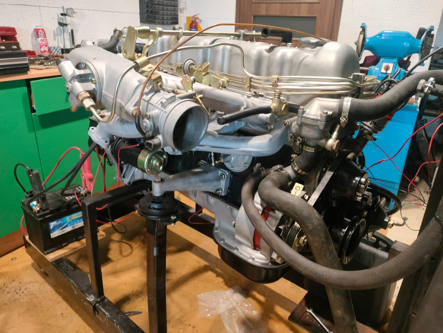 Mercedes 1966 230SL Manual [Born Again]